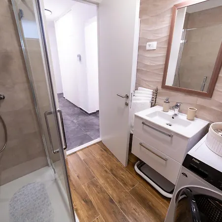 Luxury Riela Апартаменты