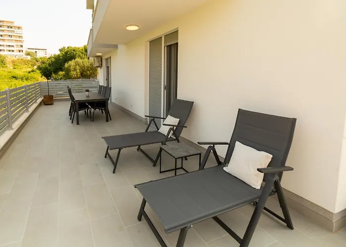Daire Luxury Riela *